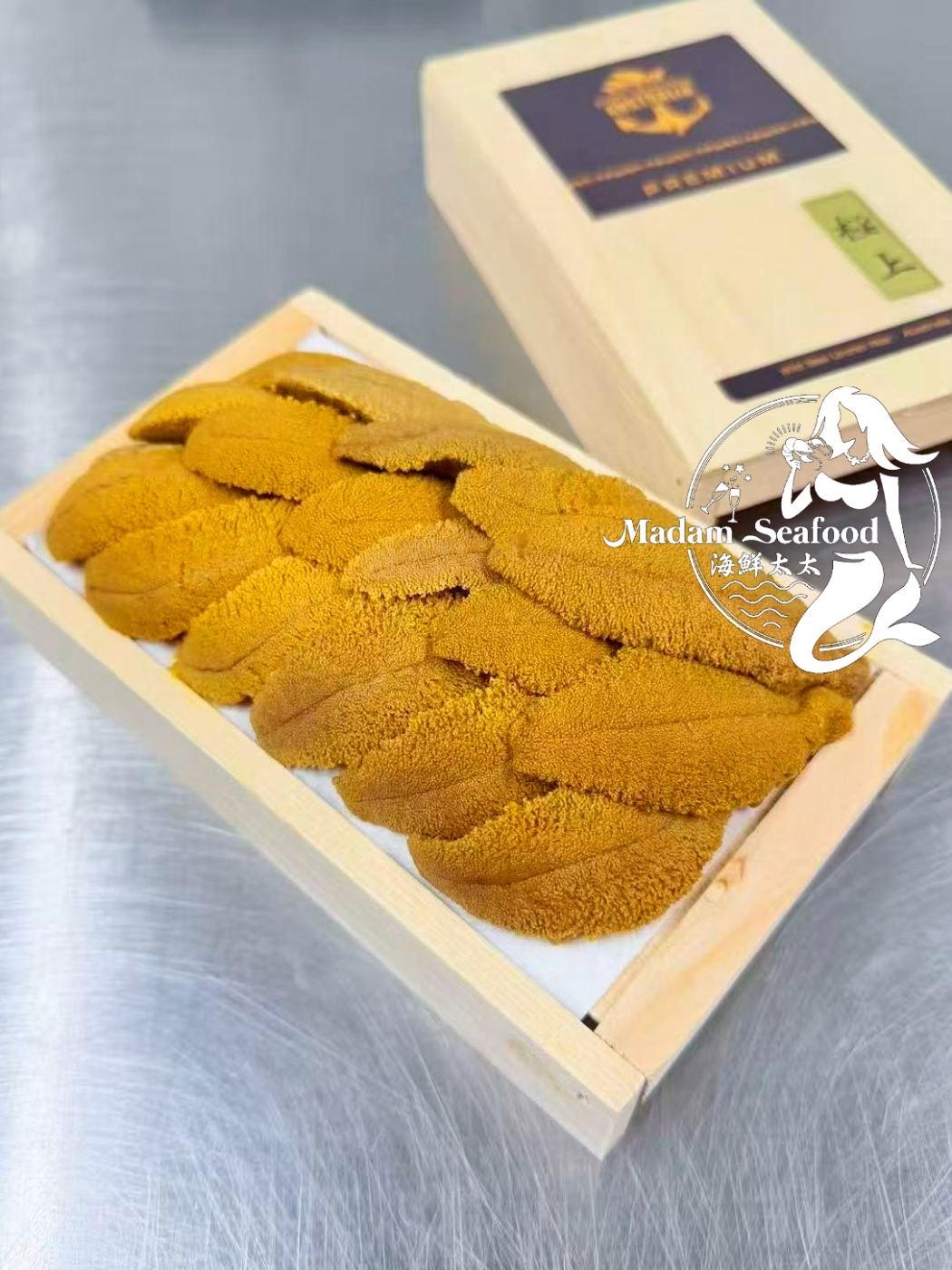 [Sashimi Grade] Victorian Giant Sea Urchin (Gold Leaf Tall Tray)