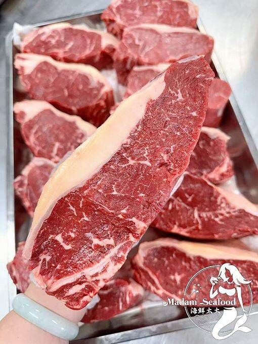 Angus M2/3 Striploin